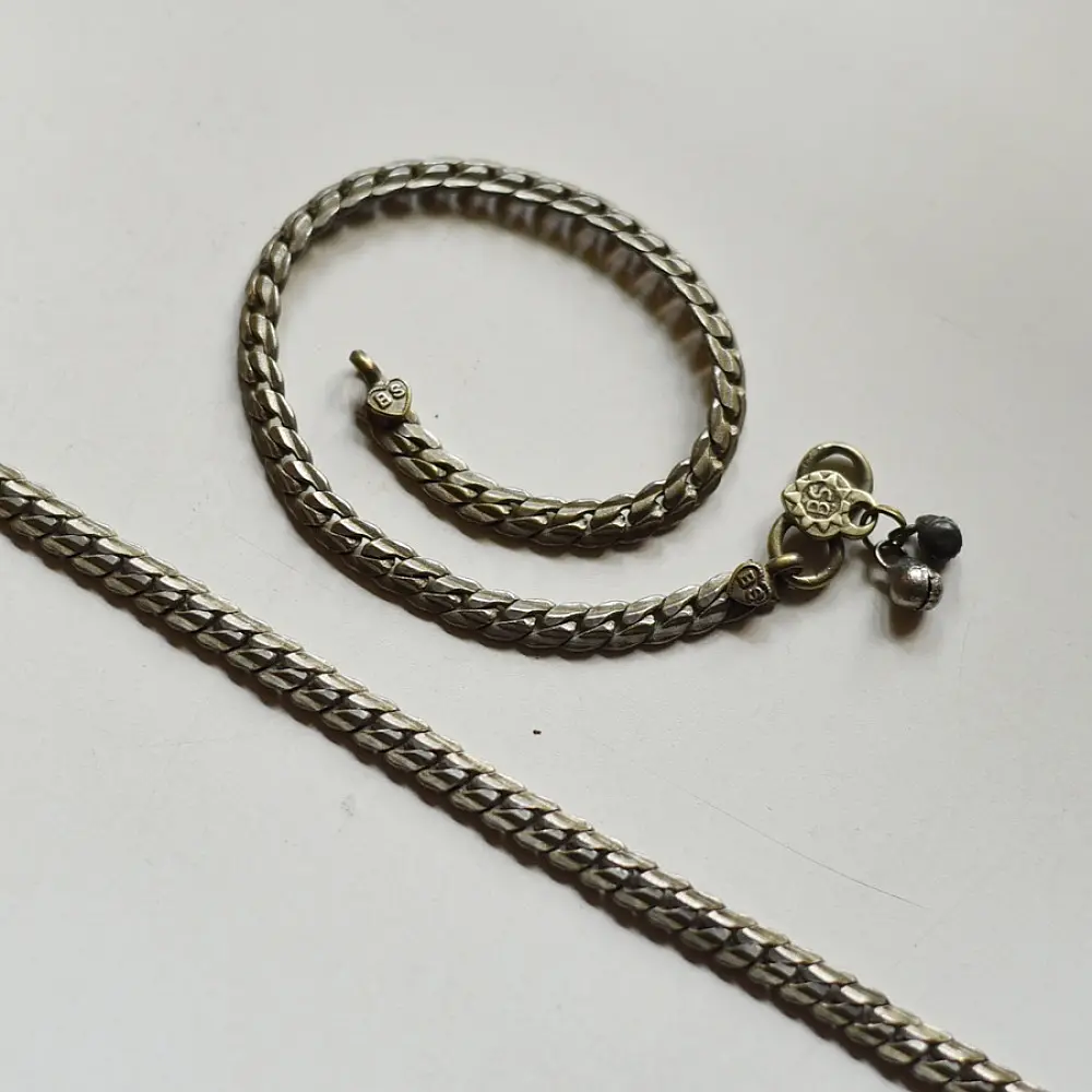 Shop Antique Finish - White Metal Simple Payal (Pair) 