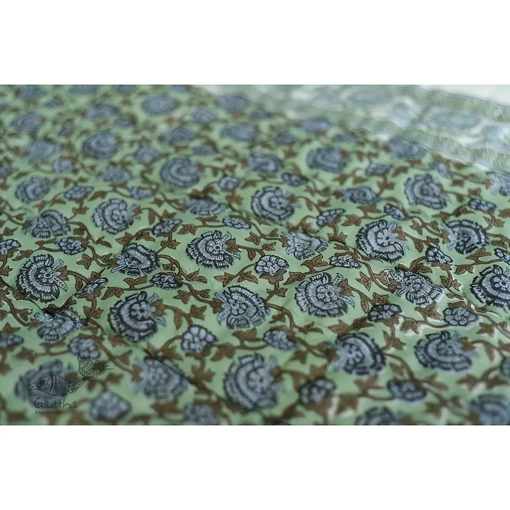 shop Sanganeri Jaipuri Razai - Light Weight Quilt (Double Bed) - Green Flower
