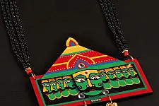 Razia Kunj ♥ Handcrafted Jewelry ♥ Vignette . B