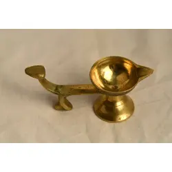 Ahar ✽ Brass . Solid Handle Diya