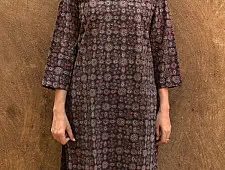 Abrazo ● Ajrakh Kurta ● D