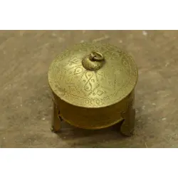 Ahar ✽ Brass ~ 4" x 4" x 4.2"  Mukhwas Box