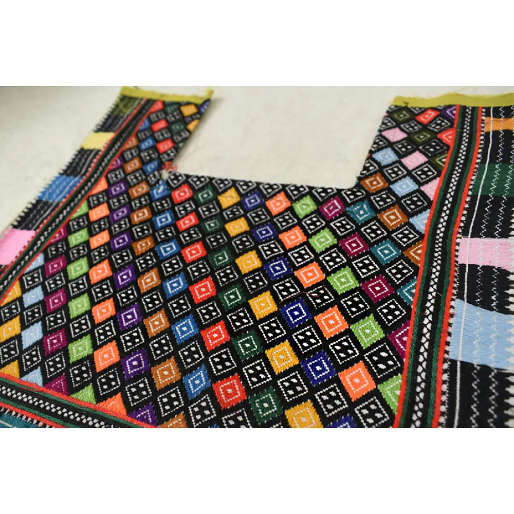 Sanay ✽ Hand Embroidered Antique Pieces ✽ 20