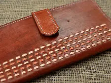 Itsy-bitsy! ❖ Kutchi Leather Purse { 1 }