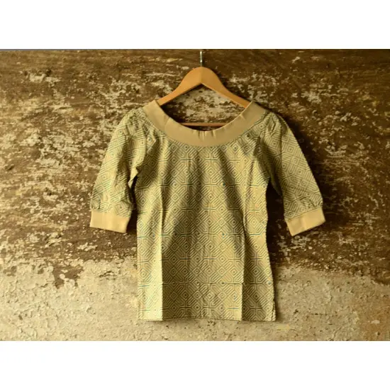 Green Geometries on clay ~ Gaamthi tshirt