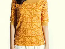 Lotuses and vines ~ Gaamthi tshirt