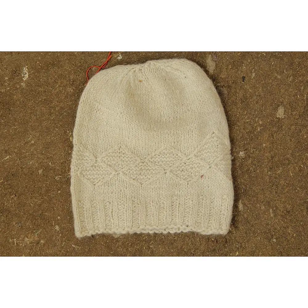 cream white handknit natural color woolen cap textured textured chevron diamond stitch knit beanie winter skull hat gaatha