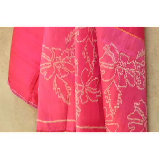 Dakshyayani ✲ Handwoven Ikat Silk Scarf ✲ 12