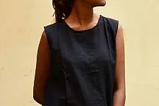 Chhabili . छबीली | Handwoven Cotton Top ♠ Carbon Black