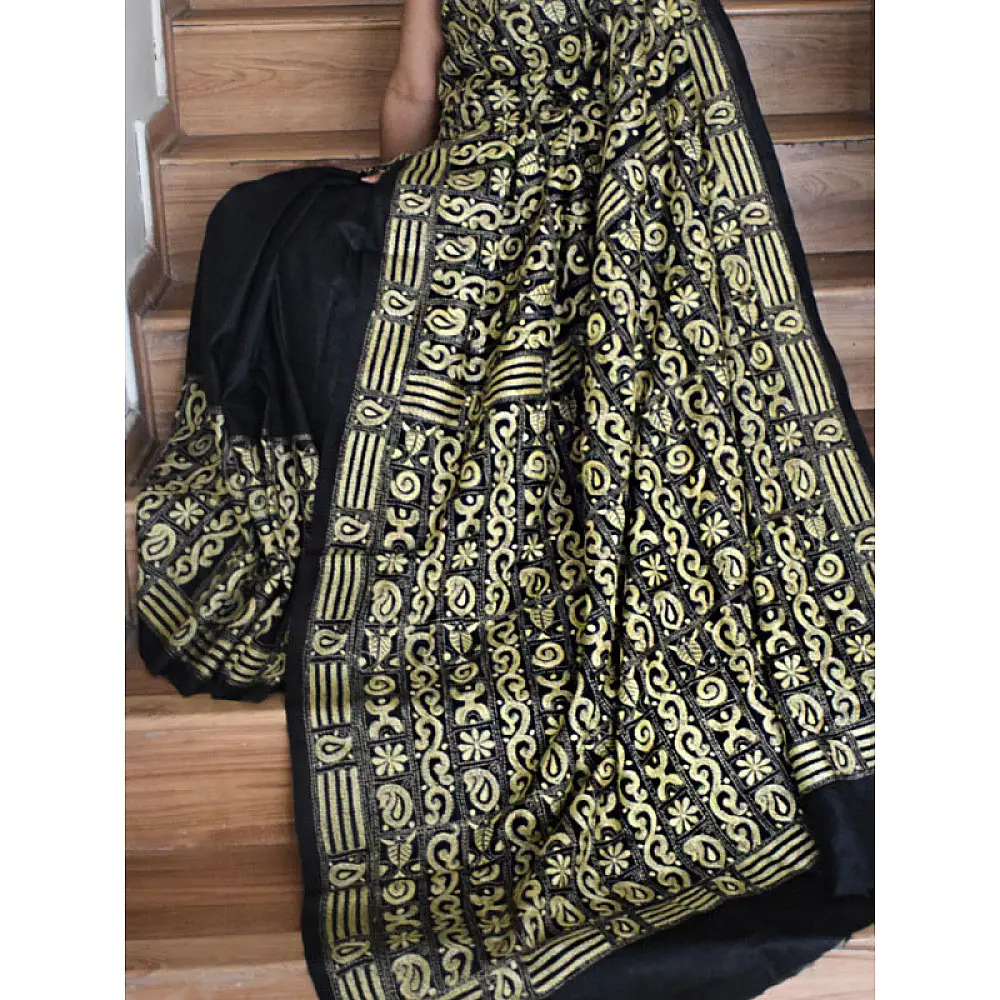 हरिणी ✥ Kantha Silk Saree ✥ 10