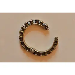 Kanupriya ~ Vintage Bangle { 1.7 inch }