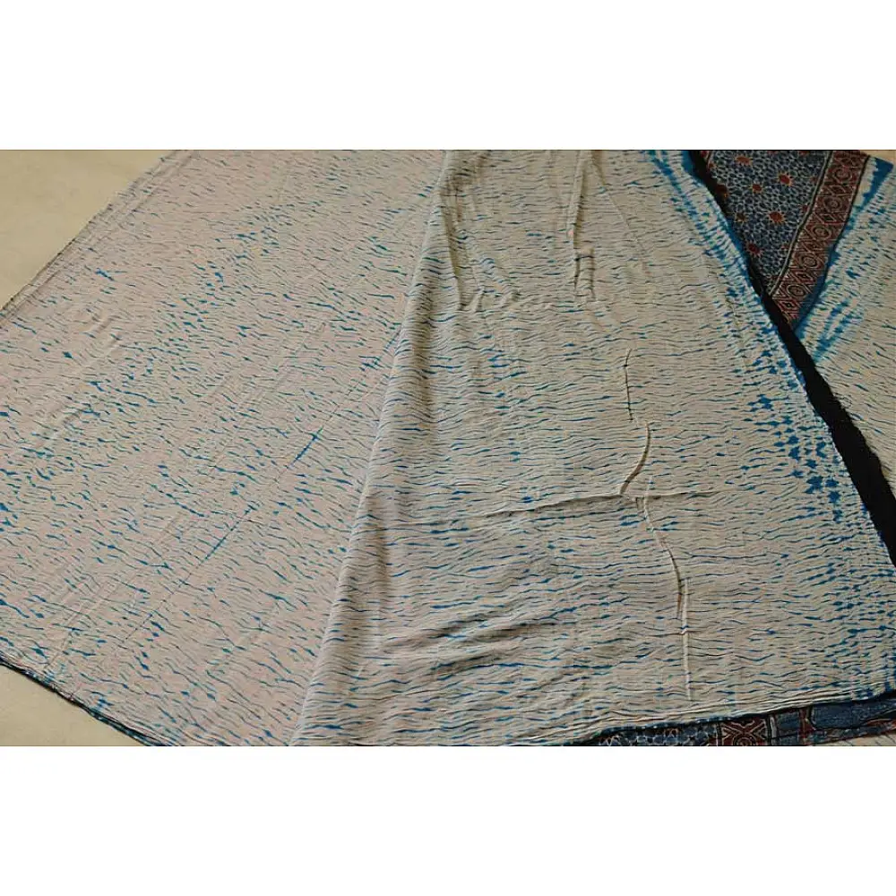मृणालिनी ☘ Mul Cotton ☘ Ajrakh Bandhani Saree ~ 2