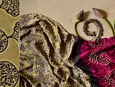 मृणालिनी ☘ Gajji Silk ☘ Ajrakh Bandhani Saree ~ 13