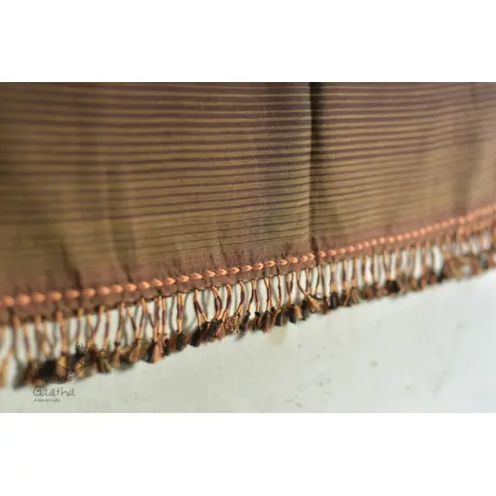 Handwoven cotton bhujodi weaving stoles from kutch