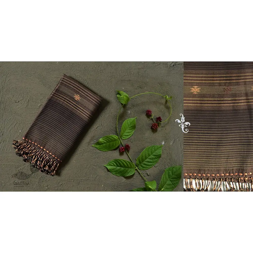Handwoven cotton bhujodi weaving stoles from kutch