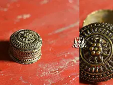 Brassware | Bell Metal ~ Handcrafted Brass Round Dibbi