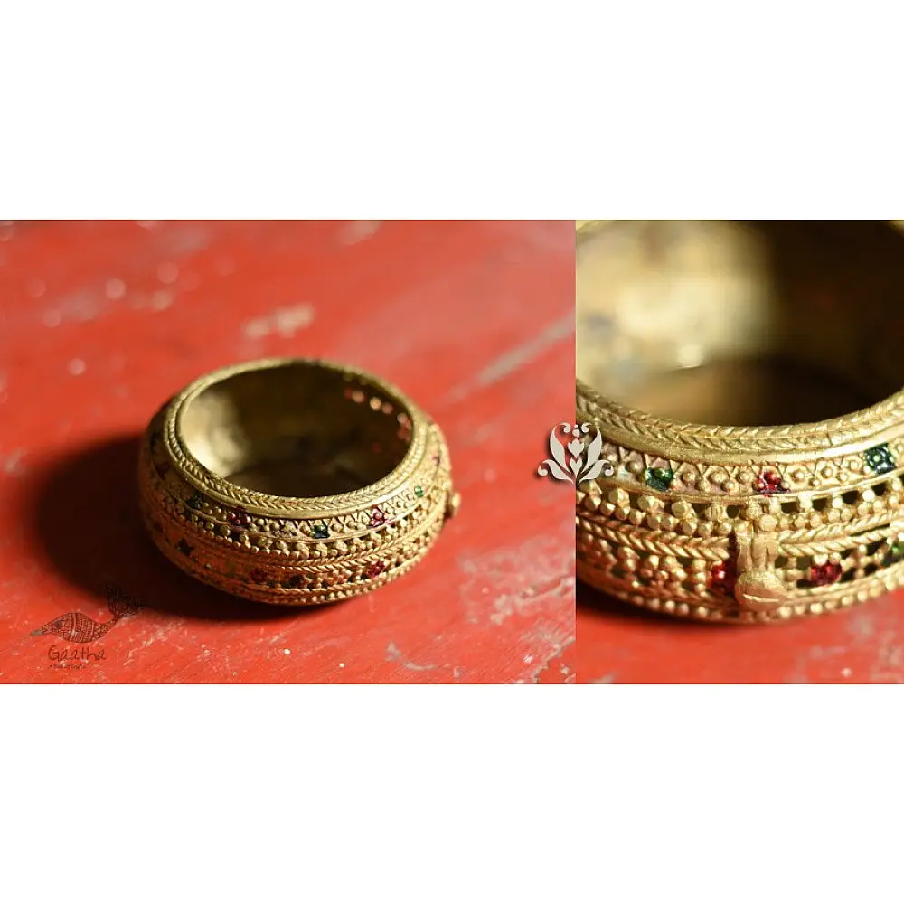 Handcrafted Brass Round Ash Tray