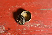 Brassware | Bell Metal ~ Handcrafted Brass Round Dibbi