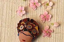 Wearable Art Pieces ✶ Handmade Frida Kahlo Brooch (Two Color Option)