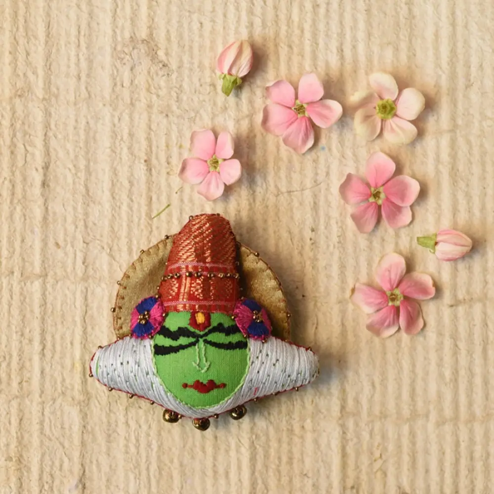 traditional green kathakali dance face hand embroidered fabric brooch pin cultural wearable art lapel badge gaatha
