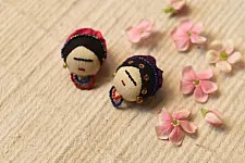 Wearable Art Pieces ✶ Handcrafted Brooch Pin - Frida Kahlo Mini (Single Piece & Two Color Options)