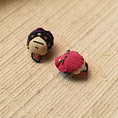 Wearable Art Pieces ✶ Handcrafted Brooch Pin - Frida Kahlo Mini (Single Piece & Two Color Options)