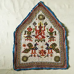 Prachin . प्राचीन  ❂ Gujarat Beadwork Wall Hanging - Ganesh With Riddhi Siddhi