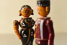 Etikoppaka | Wooden Toy ~ Couple (Set of Two)