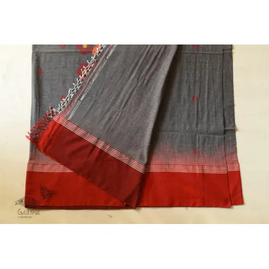 shop handloom pure cotton Grey Saree