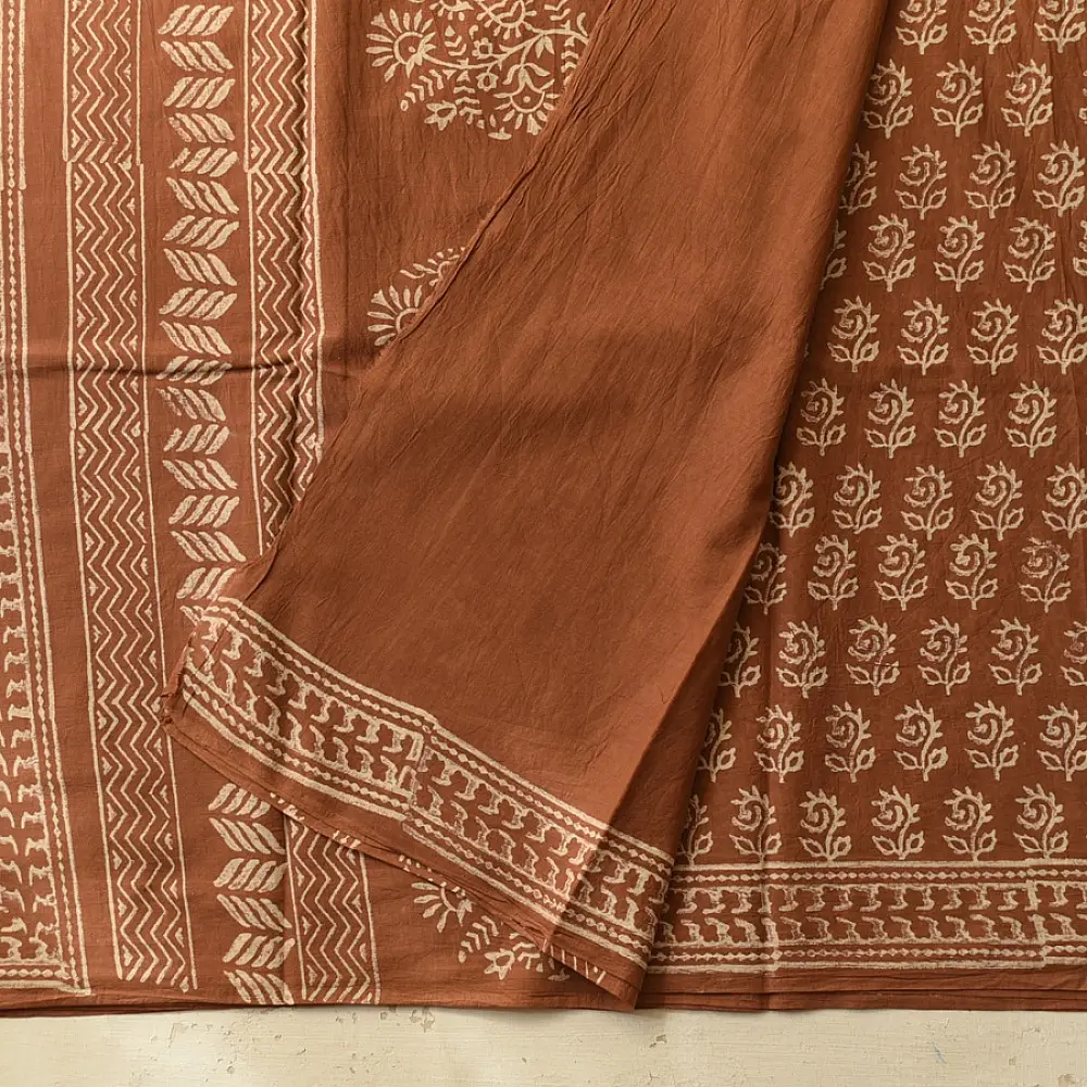 Dabu Cotton Saree with Bagru Print