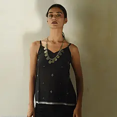 Itr .  Jamdani Cotton Handloom Top | Black 