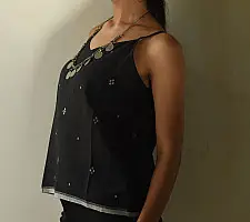 Itr .  Jamdani Cotton Handloom Top | Black 