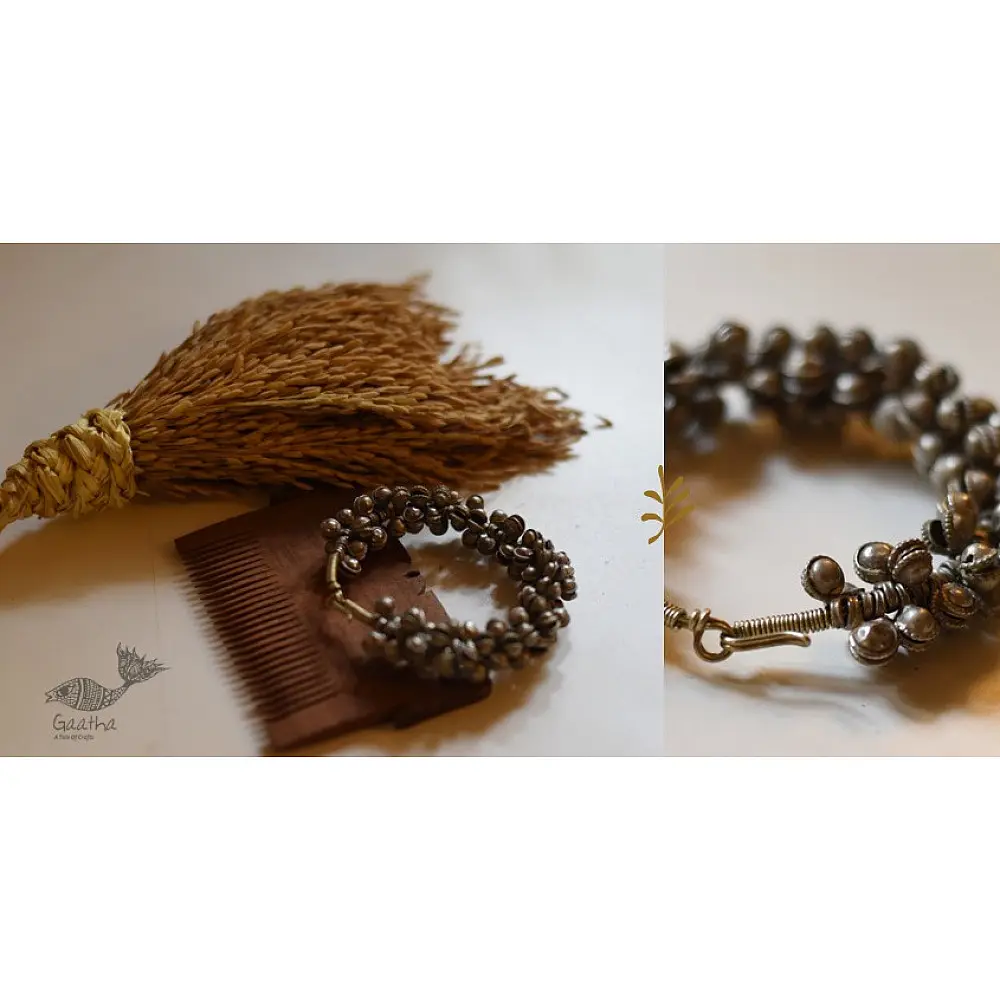 shop Handmade Vintage Jewelry - Gunghru Bangle / Bracelet 