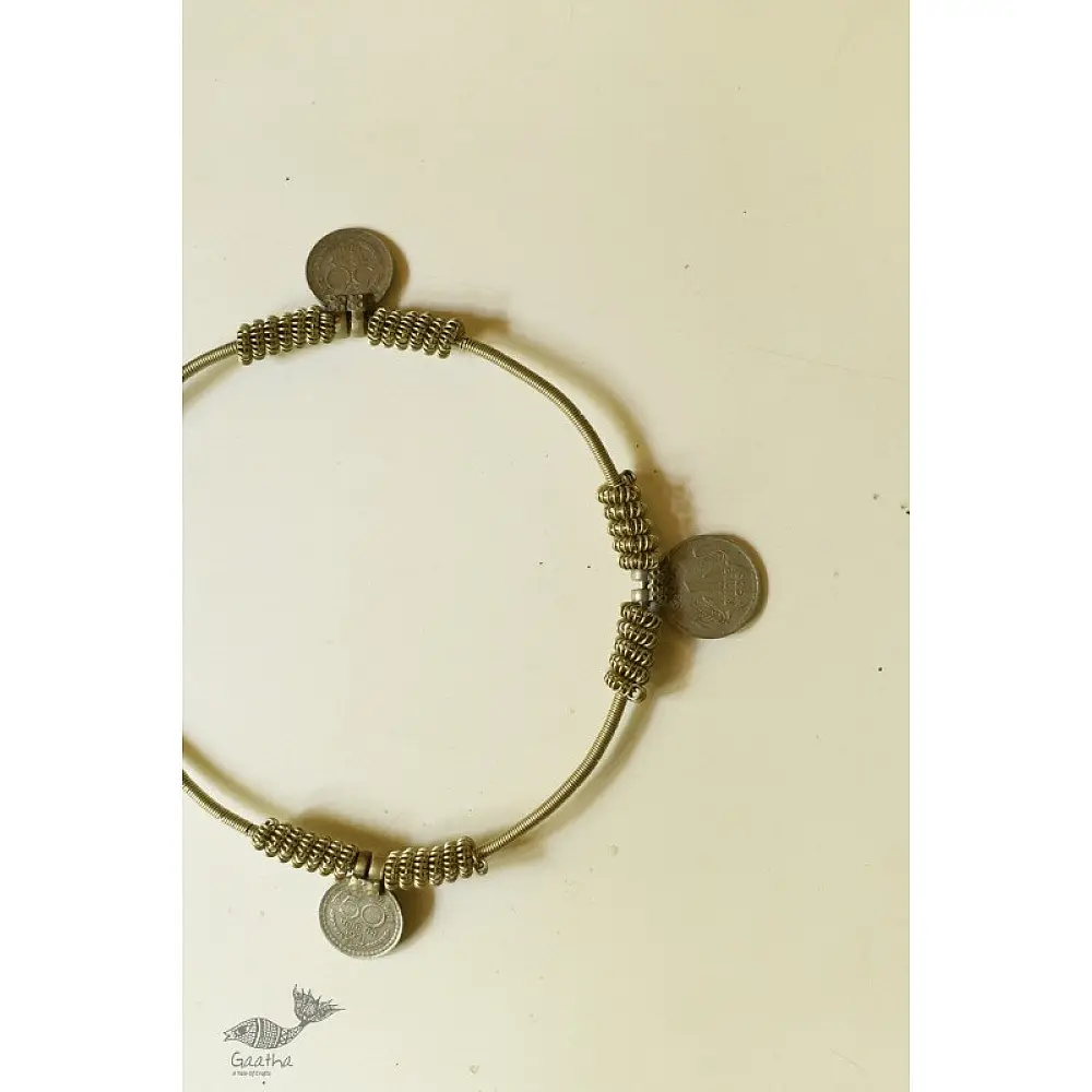 shop Tribal Coin Hansadi / Necklace