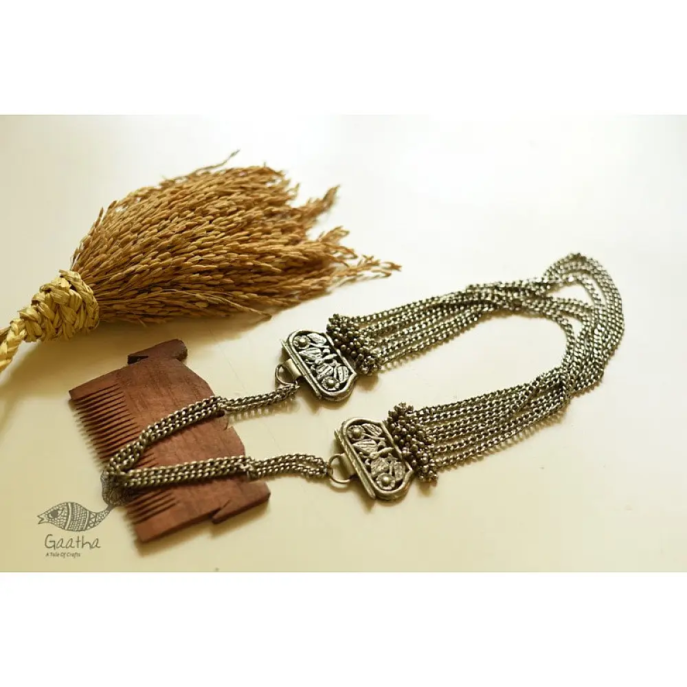 shop Handmade Vintage Jewelry -  Long Necklace