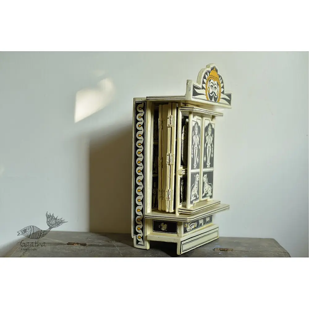 A Wooden Shrine ( Red kaavad - 41 cm)