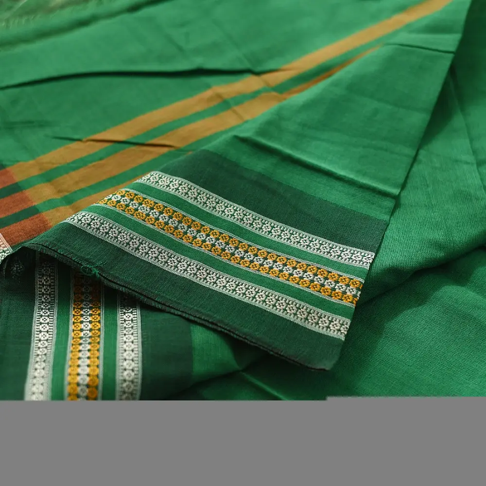 Cotton weaves ~ Ikat Saree { Chatni / Green }