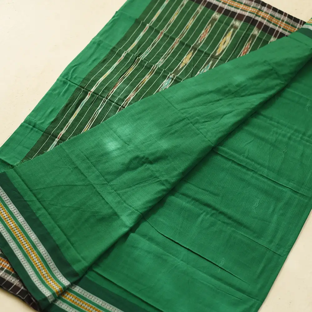 Cotton weaves ~ Ikat Saree { Chatni / Green }