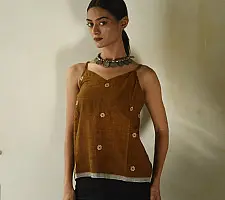 Itr .  Jamdani Handloom Cotton Top | Brown