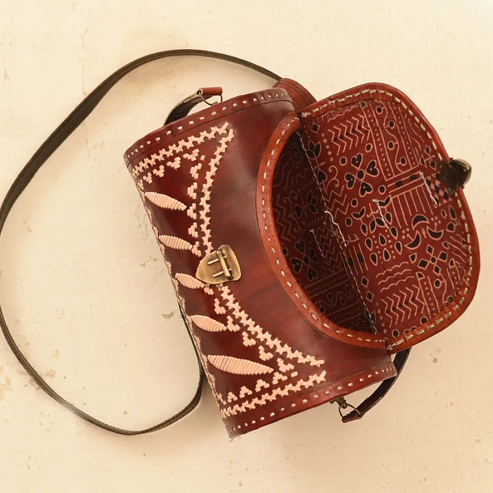 shop Kutchi Embroidered Leather round Bag 