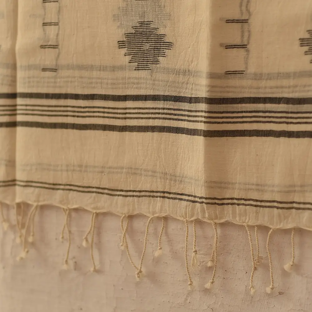 shop Handloom Soft Cotton Jamdani Off White Stole (Two Options)