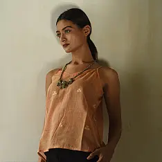Itr . Jamdani Handloom Cotton Top | Apricot