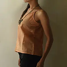 Itr . Jamdani Handloom Cotton Top | Apricot