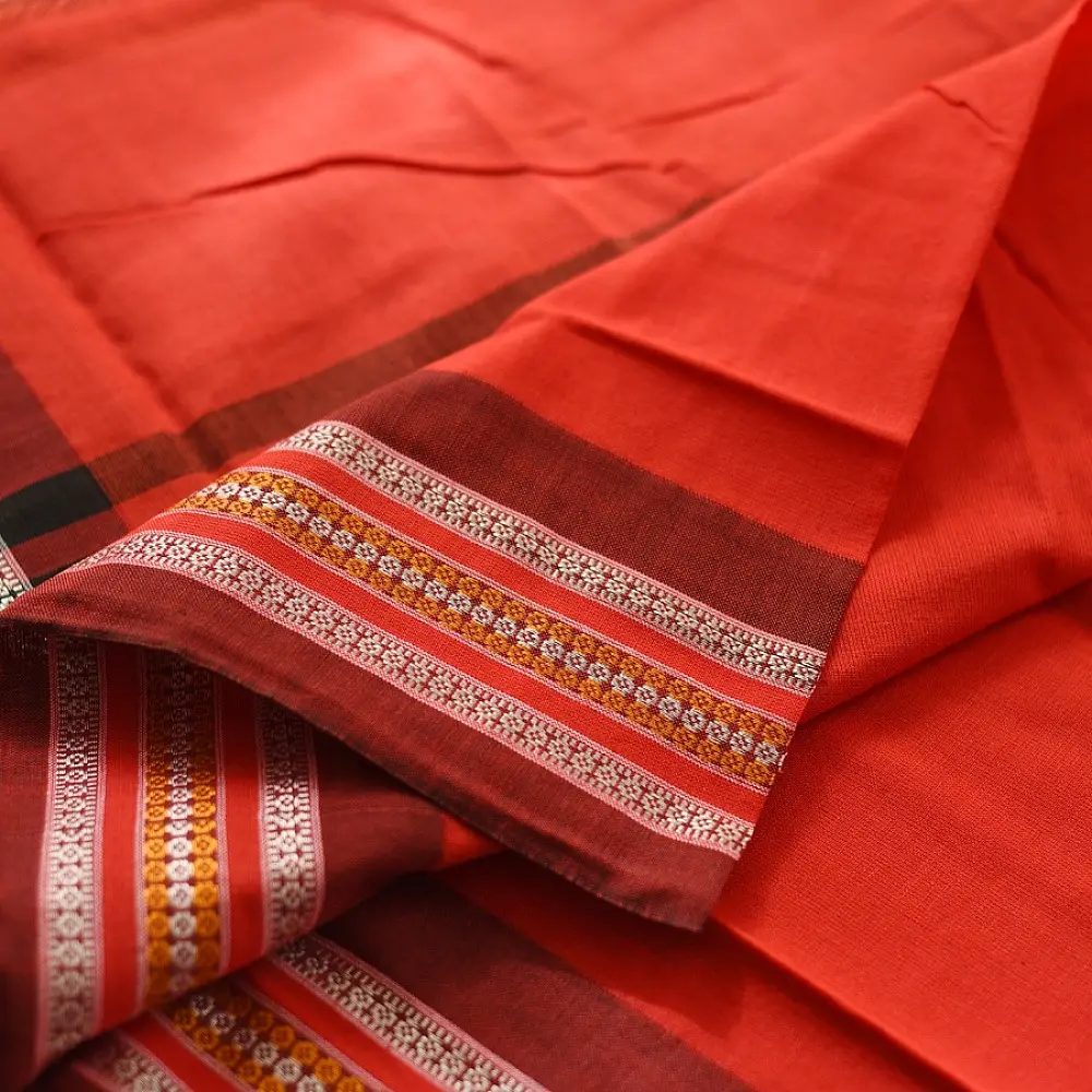 Cotton weaves ~ Ikat Saree Red