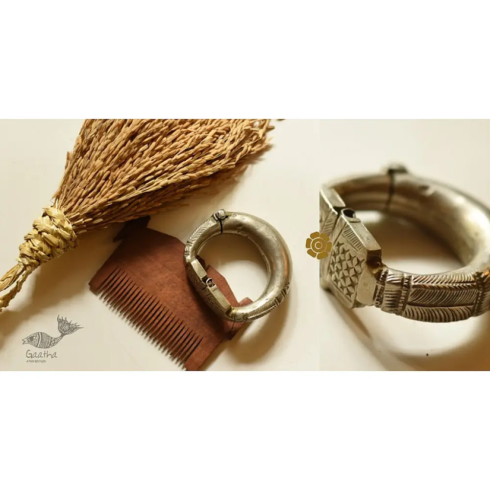shop Handmade Vintage Jewelry - Gunghru Bangle / Bracelet 