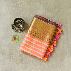 	कमला | Handloom Cotton Saree | Checks . Big Zari Border