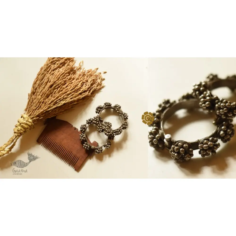 shop Handmade Vintage Jewelry - Gunghru Bangle - Single Piece