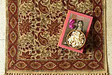 A finite infinity ❧ Kalamkari Natural Color Dhurrie - Size 2 x 4 Feet
