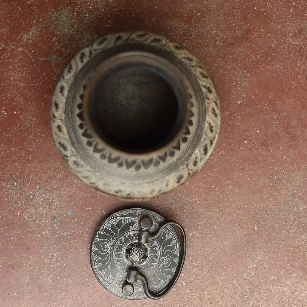 Shop Unique Gangajali with copper band