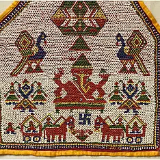  प्राचीन | Antique Bead Hanging - Ganesha Chakda (25x18 inch)